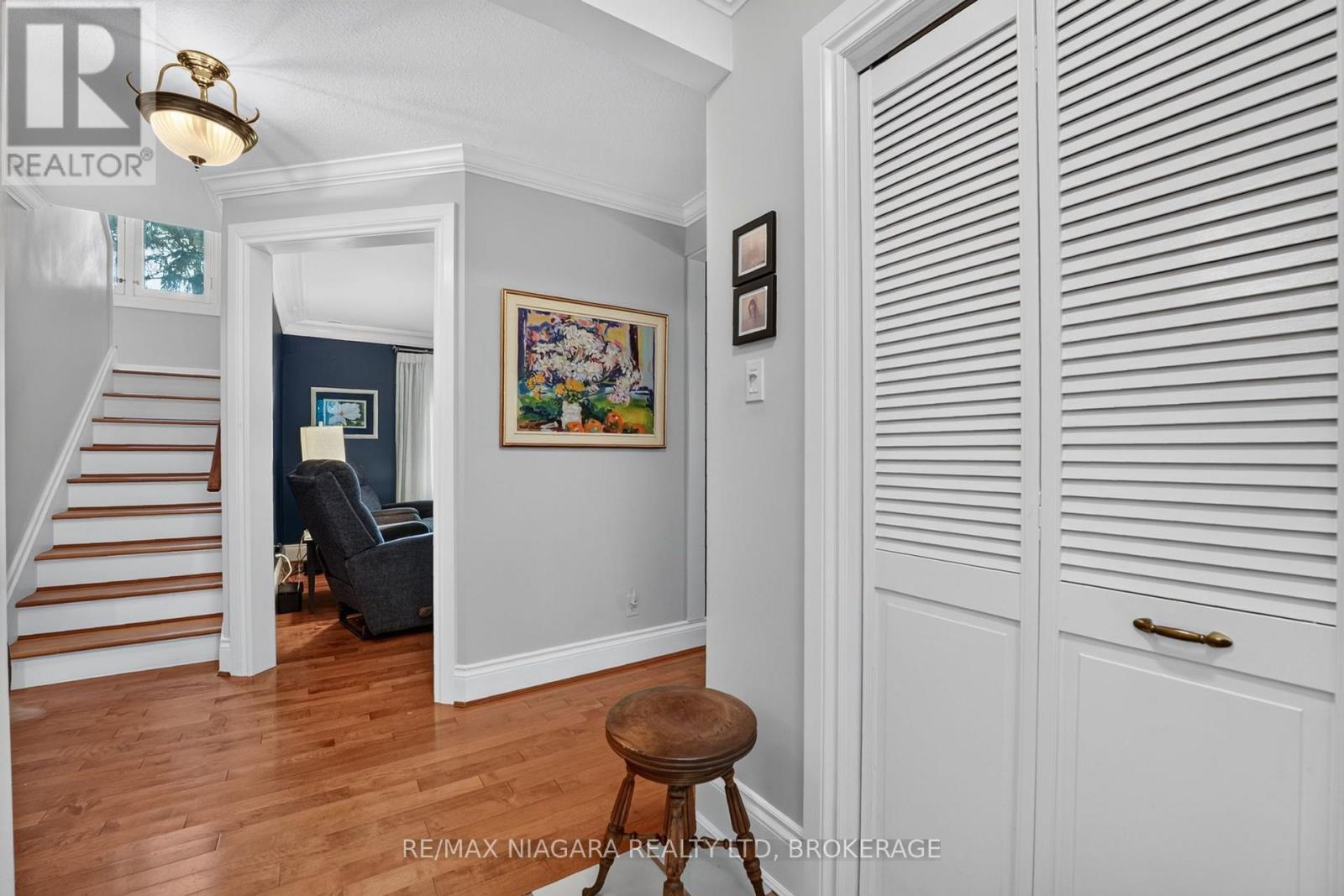1577 Gregory Road, St. Catharines, Ontario  L2R 6P9 - Photo 9 - X13861942