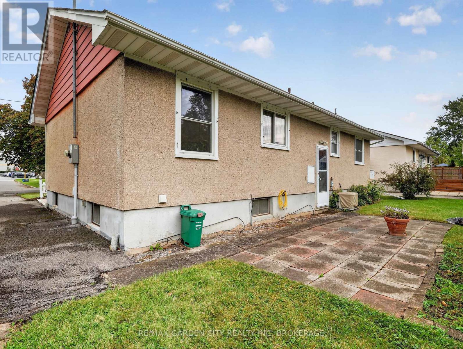 94 Jacobson Avenue, St. Catharines, Ontario  L2T 3A3 - Photo 24 - X13862500