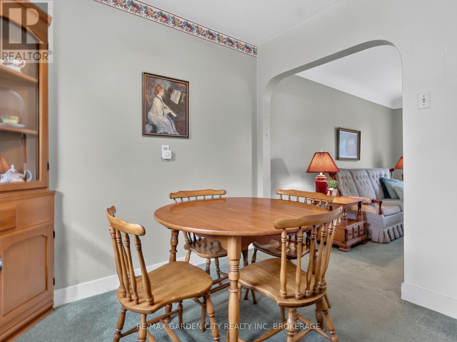 94 Jacobson Avenue, St. Catharines, Ontario  L2T 3A3 - Photo 7 - X13862500