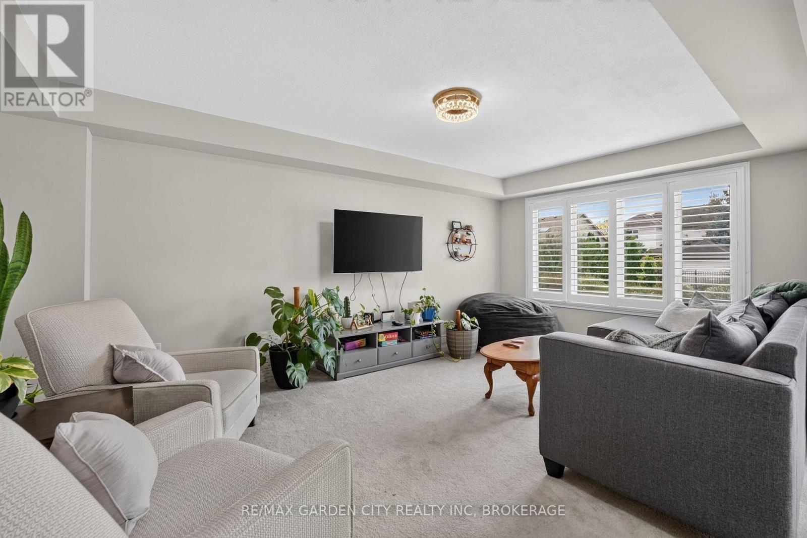 53 Elderberry Road, Thorold, Ontario  L2V 0E7 - Photo 11 - X13862542