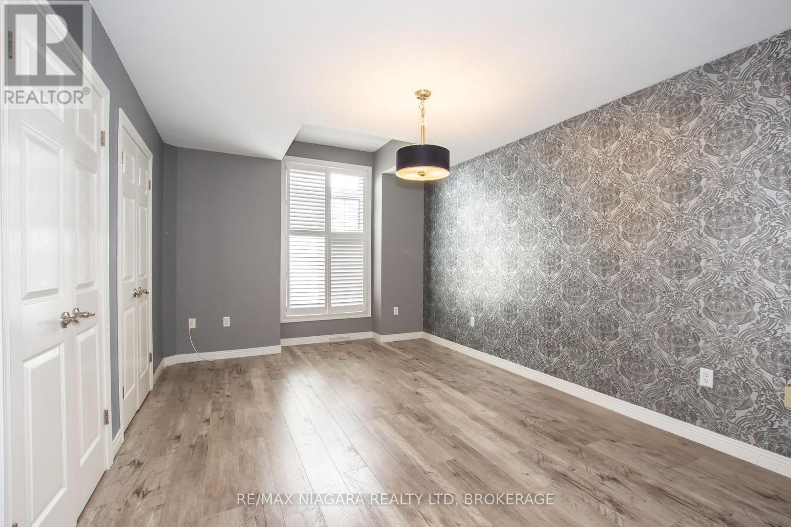 3417 Michelle Court, Niagara Falls, Ontario  L2H 3E7 - Photo 4 - X13862556
