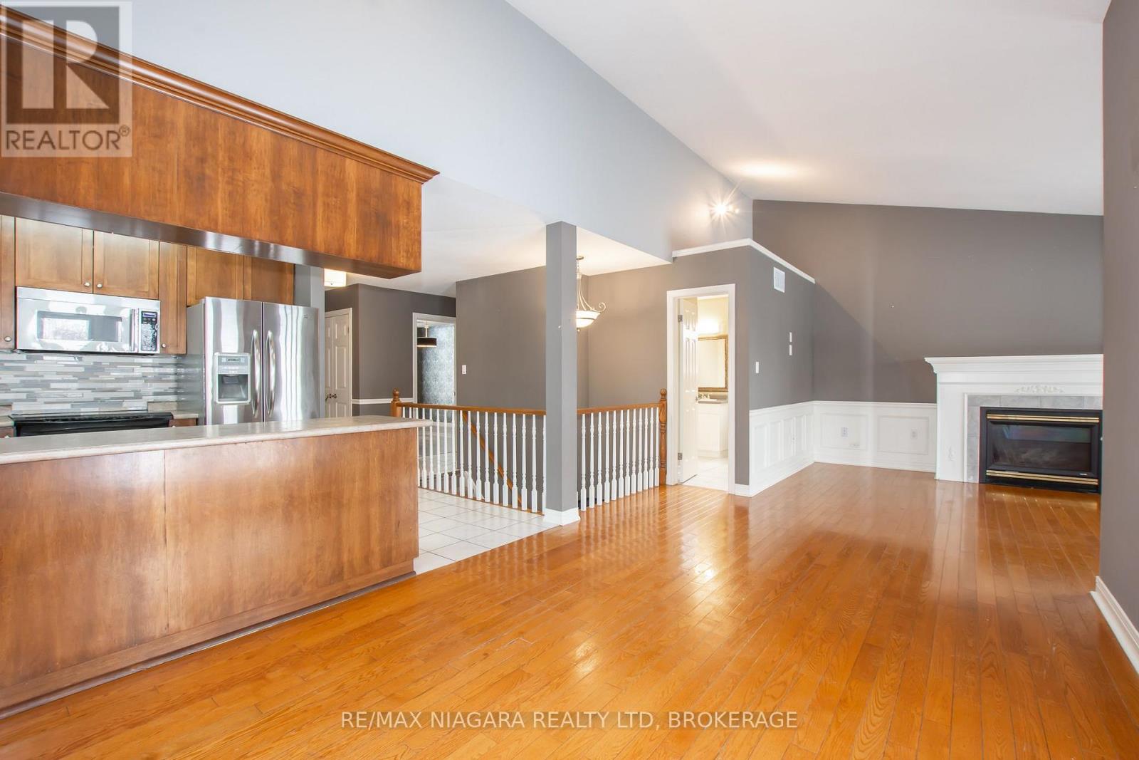 3417 Michelle Court, Niagara Falls, Ontario  L2H 3E7 - Photo 8 - X13862556
