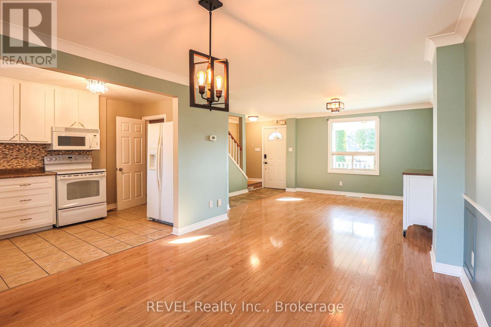 3 Victoria Street, St. Catharines, Ontario  L2S 2K8 - Photo 11 - X13862716