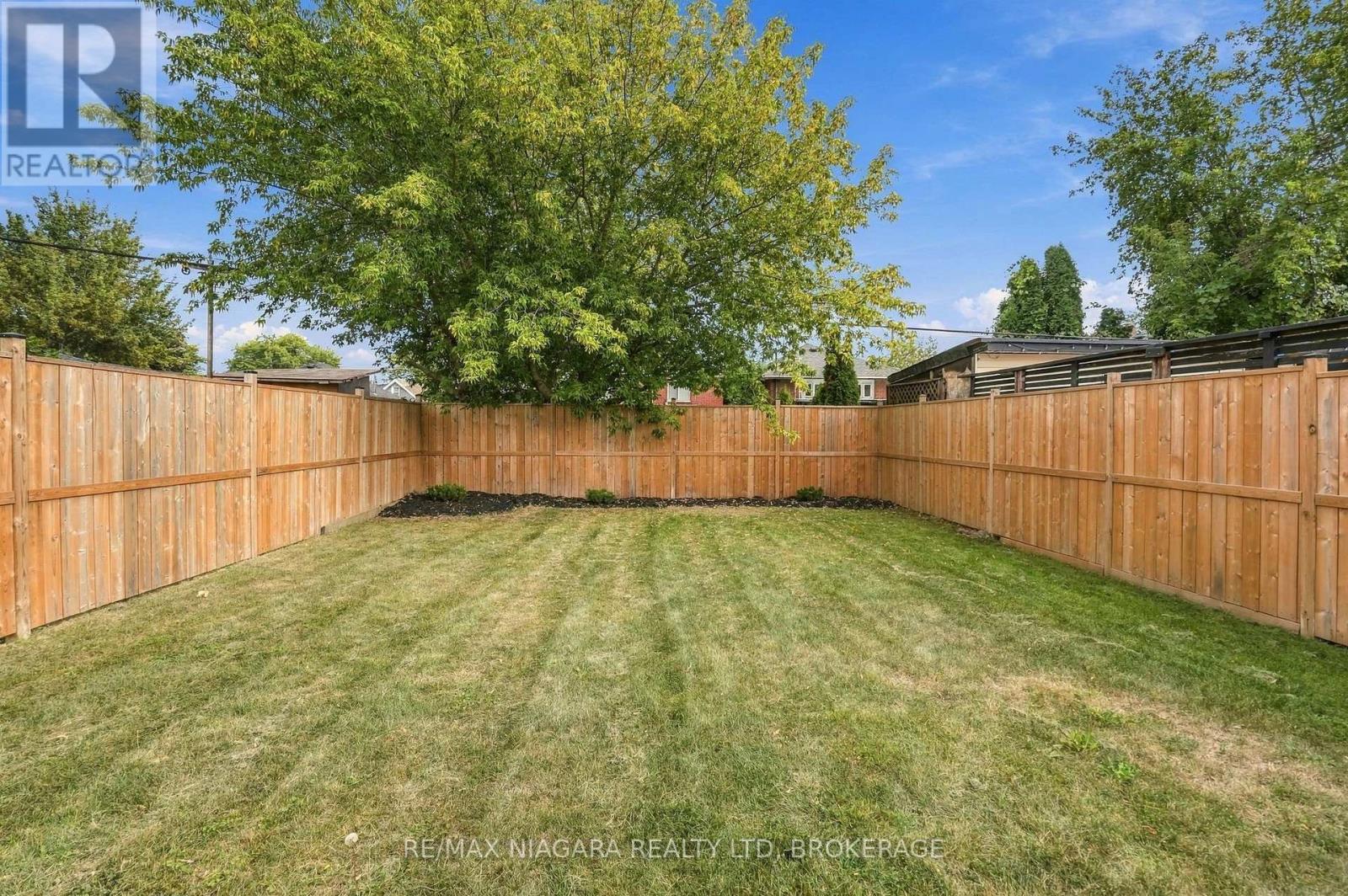 Upper - 422 Brunswick Street, Hamilton, Ontario  L8H 6S4 - Photo 23 - X13862766