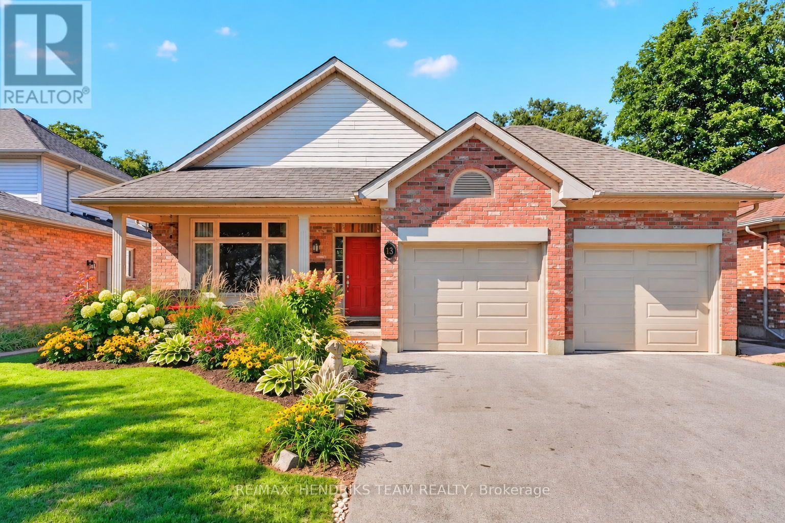 13 TIMBER LANE, St. Catharines, Ontario