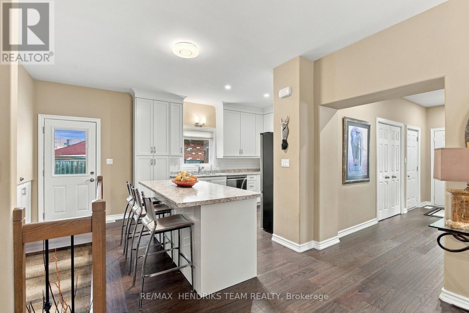 13 Timber Lane, St. Catharines, Ontario  L2N 7R7 - Photo 12 - X13863210
