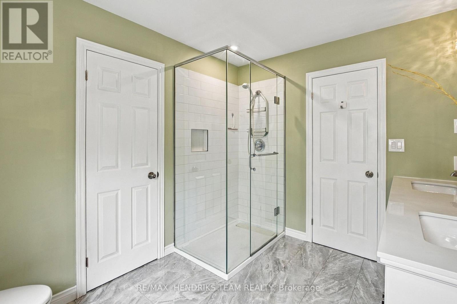 13 Timber Lane, St. Catharines, Ontario  L2N 7R7 - Photo 25 - X13863210