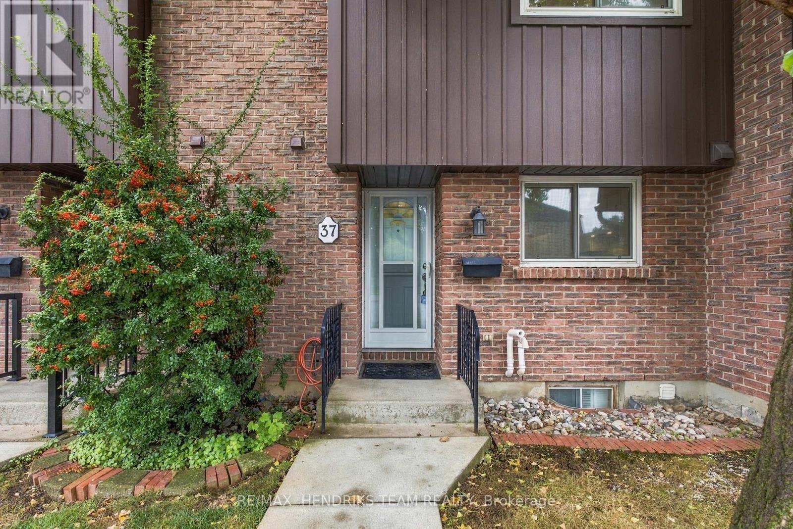 37 - 151 Linwell Road, St. Catharines, Ontario  L2N 6P3 - Photo 2 - X13863350