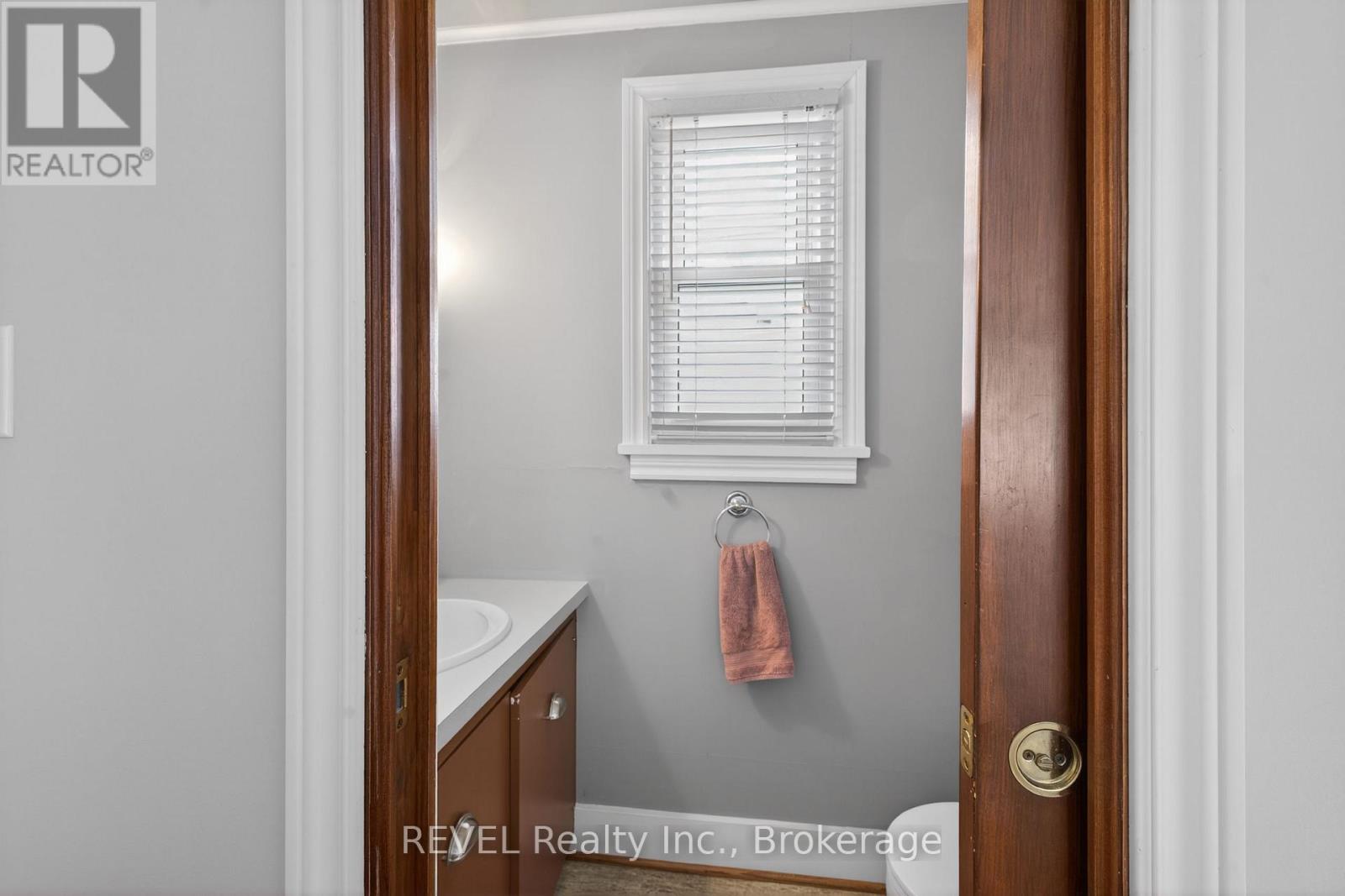 1258 Phillips Street, Fort Erie, Ontario  L2A 3B7 - Photo 30 - X13863606