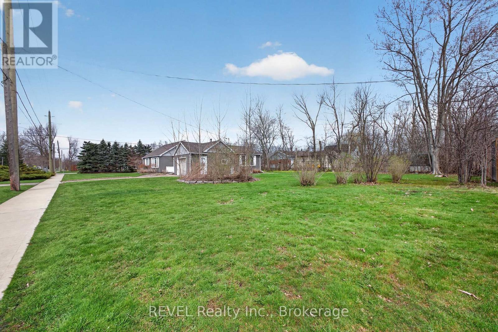 1258 Phillips Street, Fort Erie, Ontario  L2A 3B7 - Photo 7 - X13863606