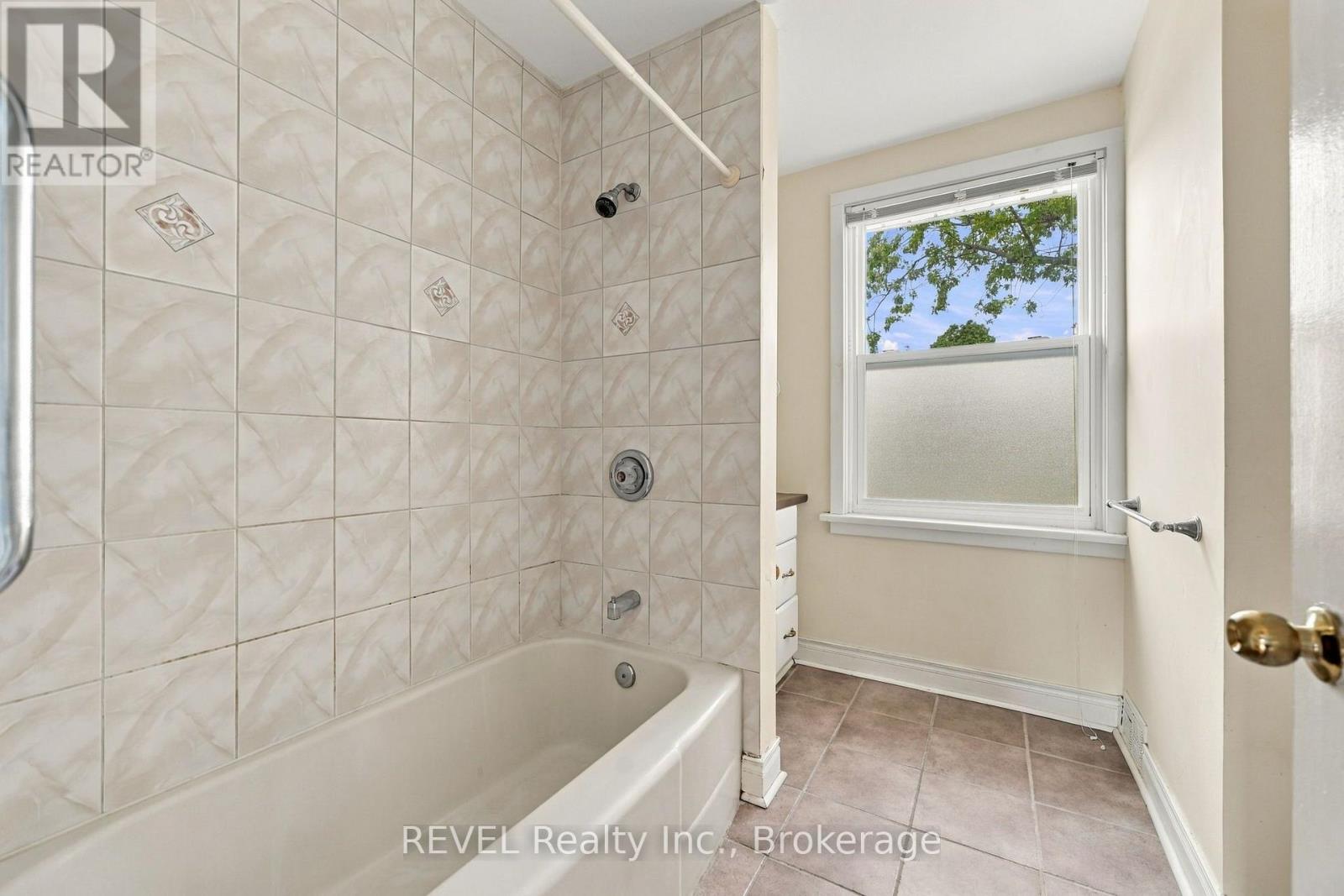 5892 Murray Street, Niagara Falls, Ontario  L2G 2J8 - Photo 22 - X13863732