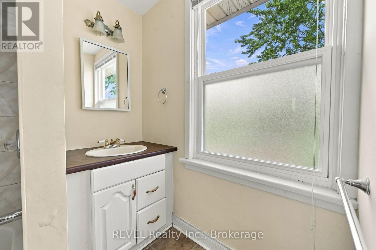 5892 Murray Street, Niagara Falls, Ontario  L2G 2J8 - Photo 23 - X13863732