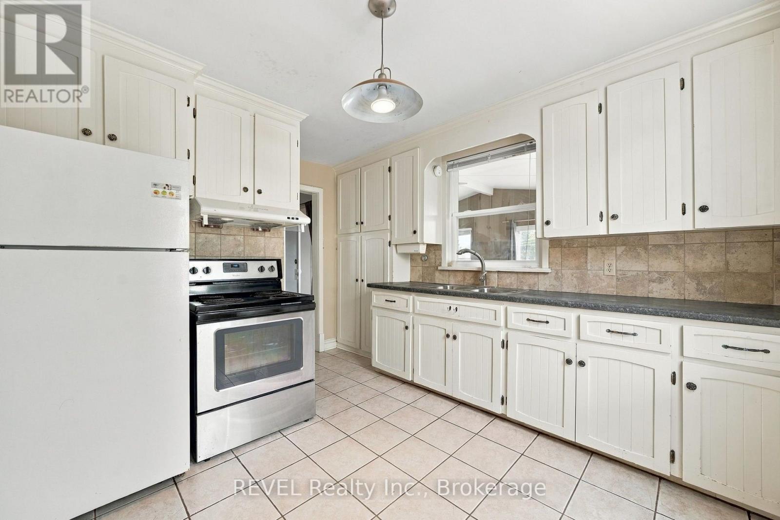 5892 Murray Street, Niagara Falls, Ontario  L2G 2J8 - Photo 9 - X13863732