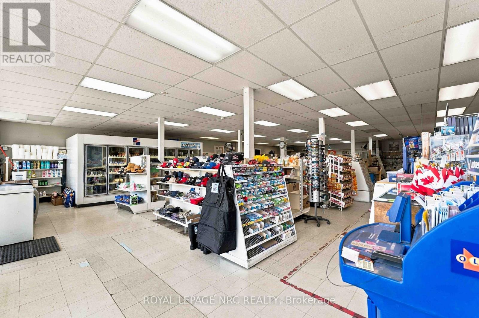 1530 Niagara Stone Road, Niagara-On-The-Lake, Ontario  L0S 1J0 - Photo 10 - X13863858