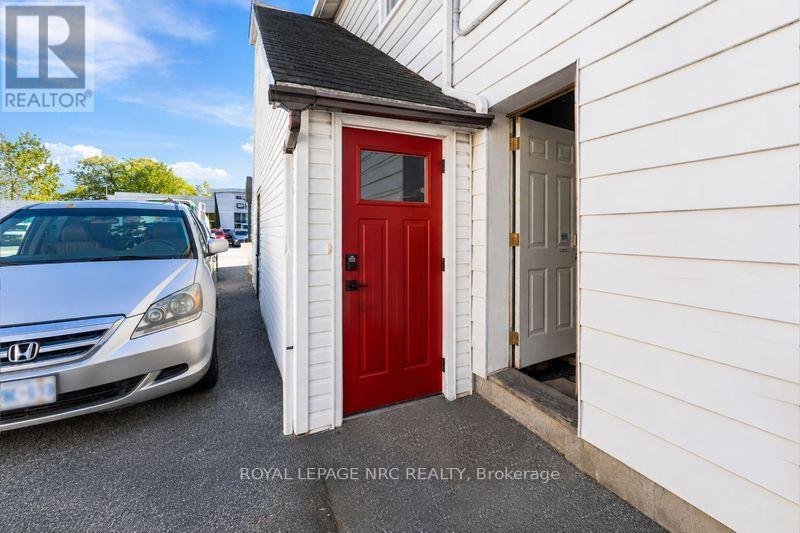 1530 Niagara Stone Road, Niagara-On-The-Lake, Ontario  L0S 1J0 - Photo 11 - X13863858