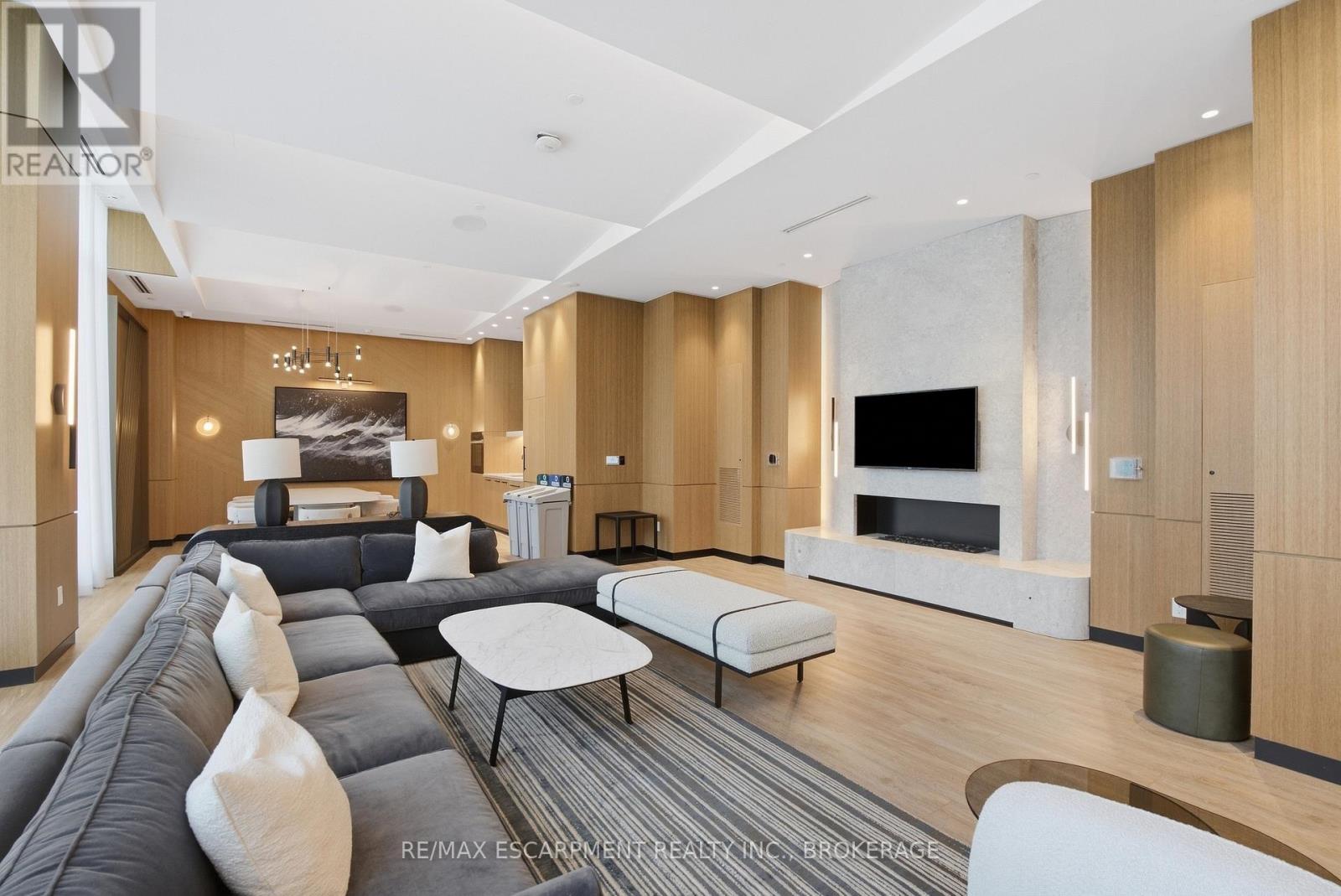 2010 - 60 Central Park Road Way, Toronto, Ontario  M9A 0E6 - Photo 27 - W13864328