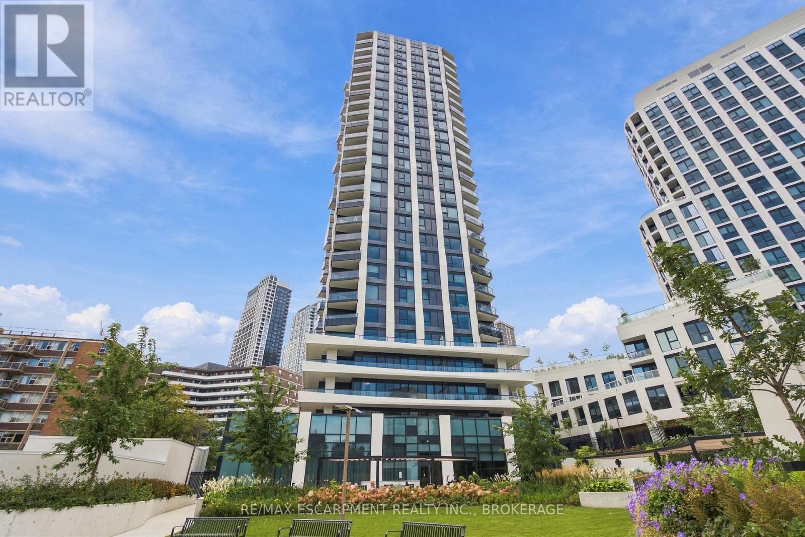 2010 - 60 Central Park Road Way, Toronto, Ontario  M9A 0E6 - Photo 30 - W13864328