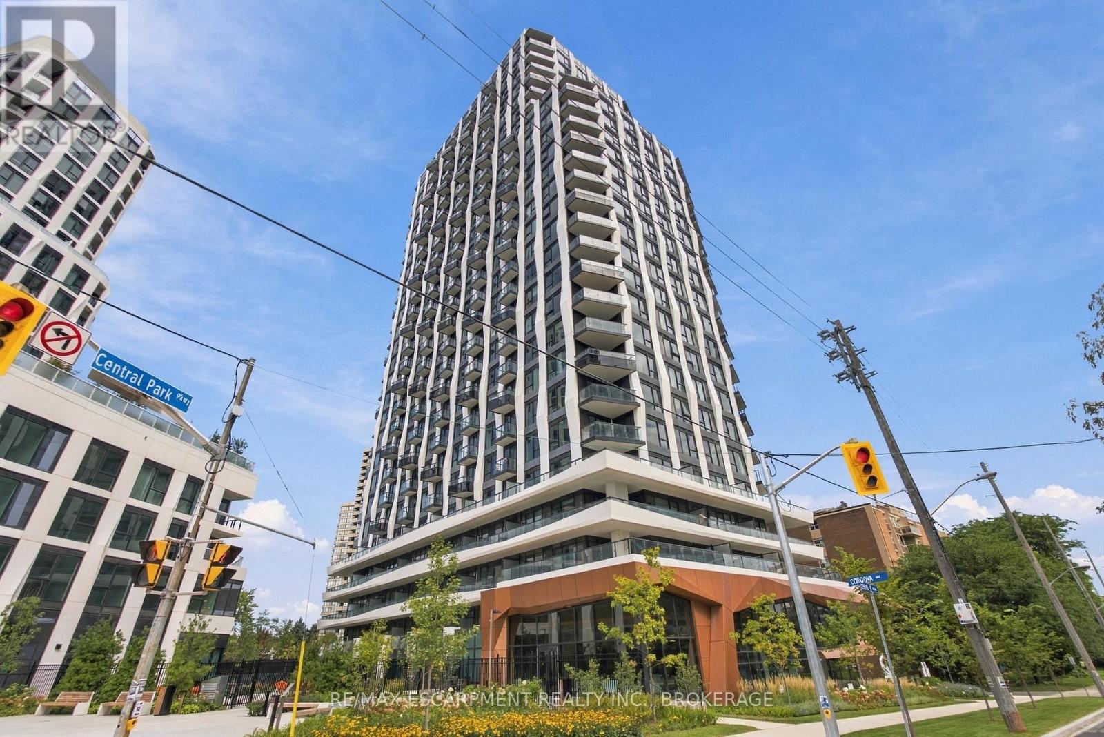 2010 - 60 Central Park Road Way, Toronto, Ontario  M9A 0E6 - Photo 47 - W13864328