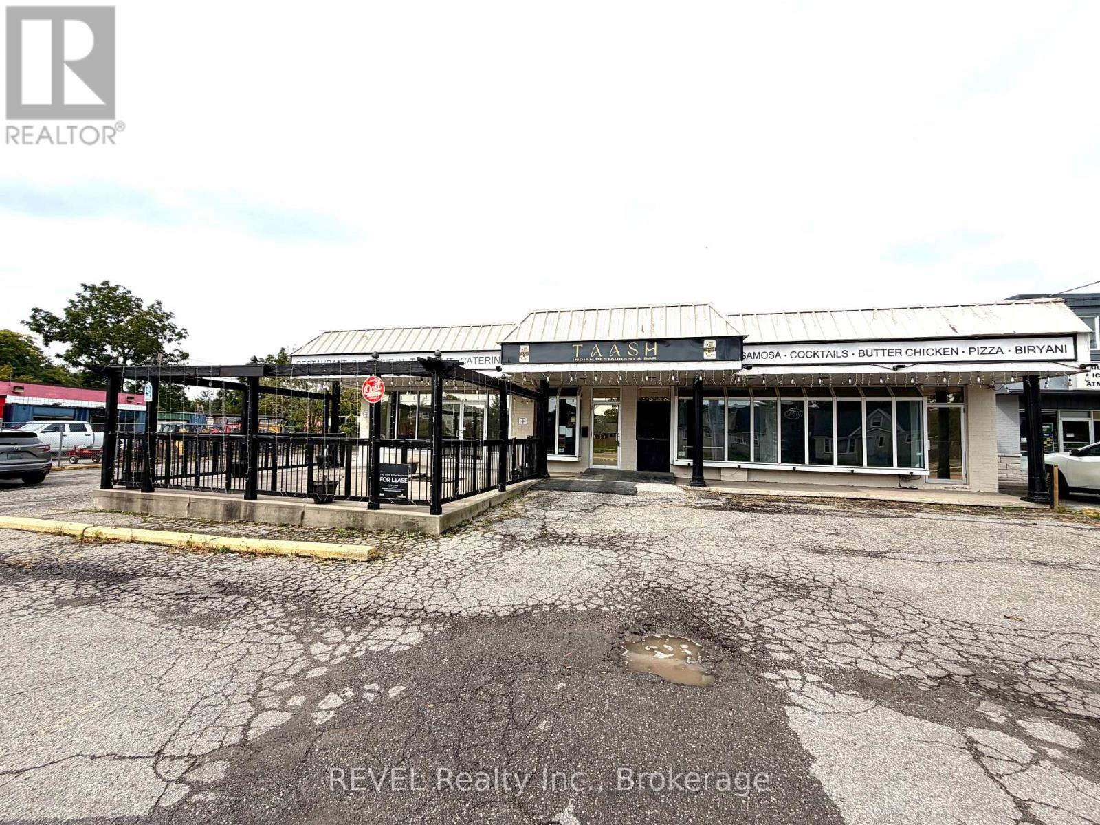 547-549 Ontario Street, St. Catharines, Ontario  L2N 4N4 - Photo 18 - X13864394