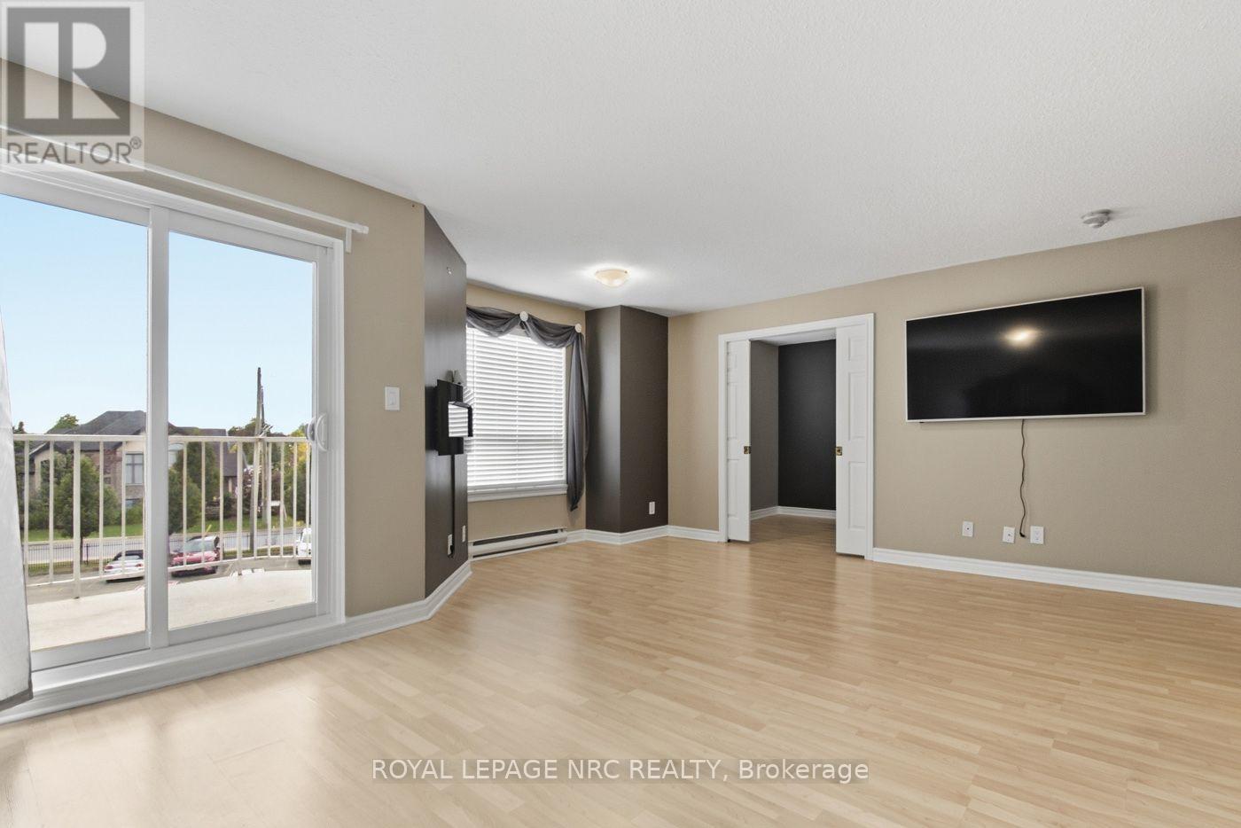 301 - 301-1061 Vansickle Road N, St. Catharines, Ontario  L2S 2X4 - Photo 4 - X13864428