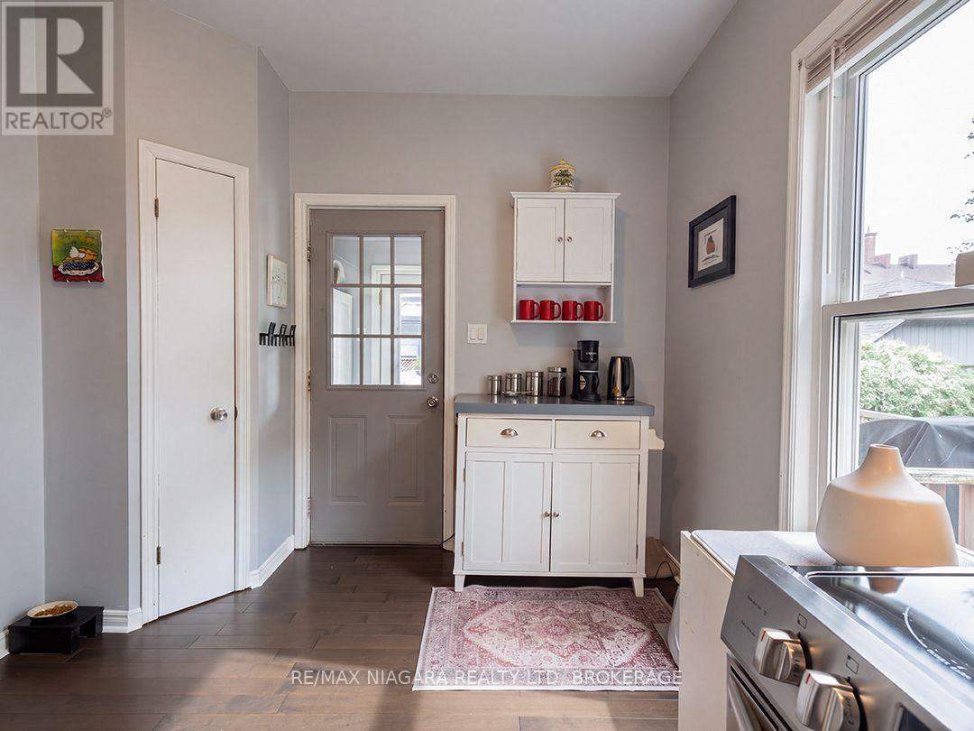 310 Clarence Street, Port Colborne, Ontario  L3K 3G8 - Photo 10 - X13864570