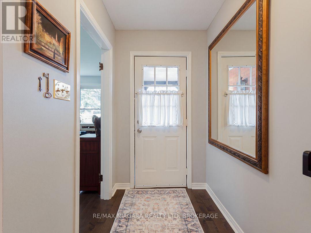 310 Clarence Street, Port Colborne, Ontario  L3K 3G8 - Photo 3 - X13864570