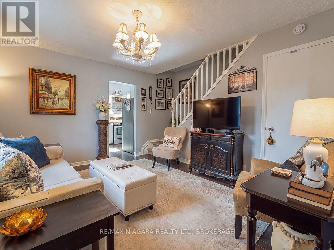 310 Clarence Street, Port Colborne, Ontario  L3K 3G8 - Photo 6 - X13864570