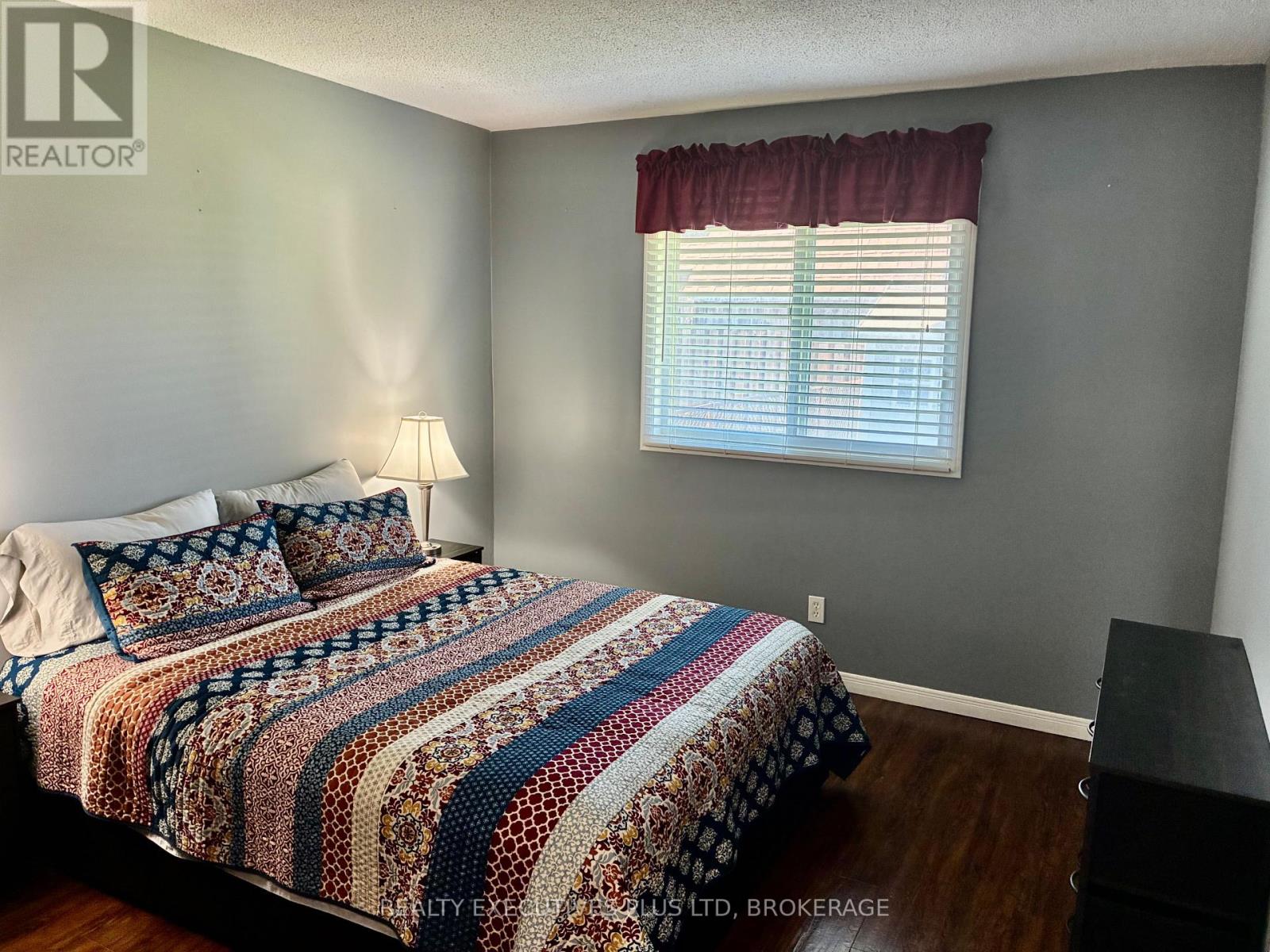 94 Carriage Road, St. Catharines, Ontario  L2P 3S8 - Photo 12 - X13864780