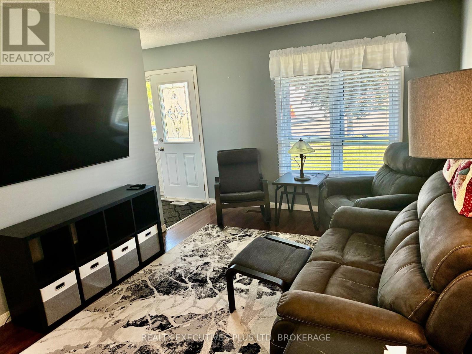 94 Carriage Road, St. Catharines, Ontario  L2P 3S8 - Photo 9 - X13864780