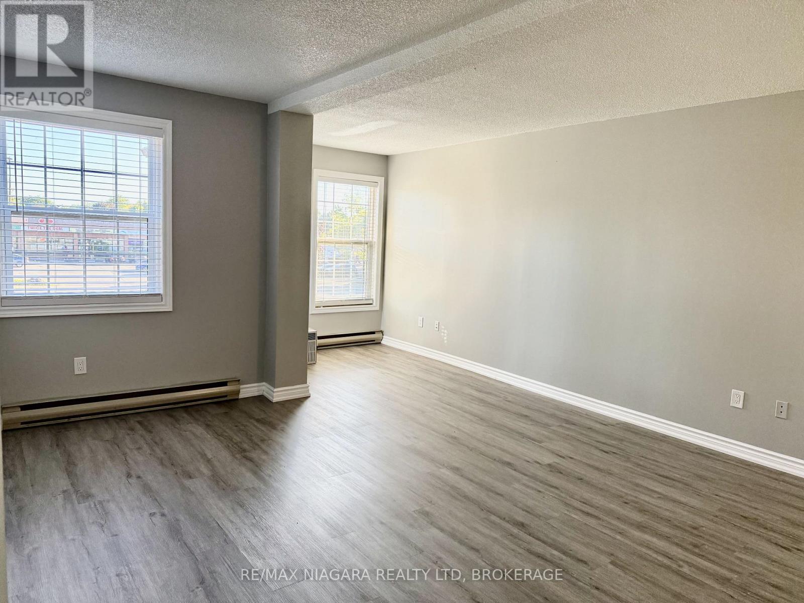 202 - 6837 Thorold Stone Road, Niagara Falls, Ontario  L2J 1B2 - Photo 28 - X13865028