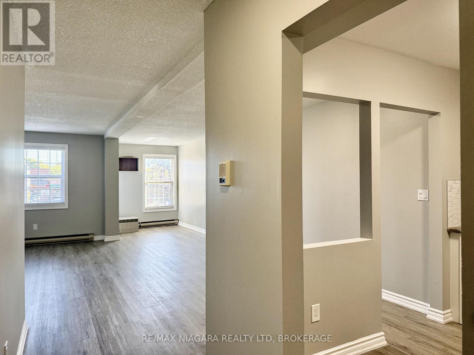 202 - 6837 Thorold Stone Road, Niagara Falls, Ontario  L2J 1B2 - Photo 7 - X13865028