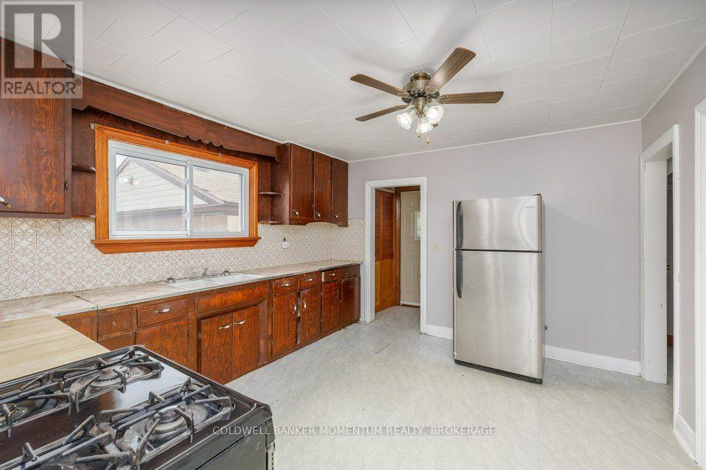 18 Pietz Avenue, Welland, Ontario  L3C 1Z4 - Photo 11 - X13865084