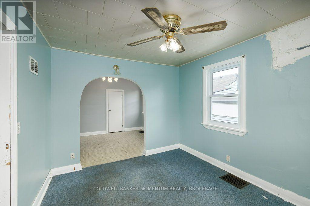 18 Pietz Avenue, Welland, Ontario  L3C 1Z4 - Photo 6 - X13865084