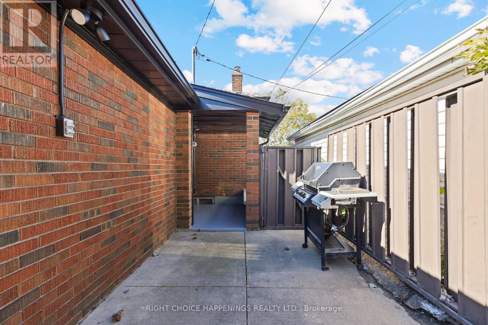 58 Ann Street, Thorold, Ontario  L2V 2J7 - Photo 21 - X13865456