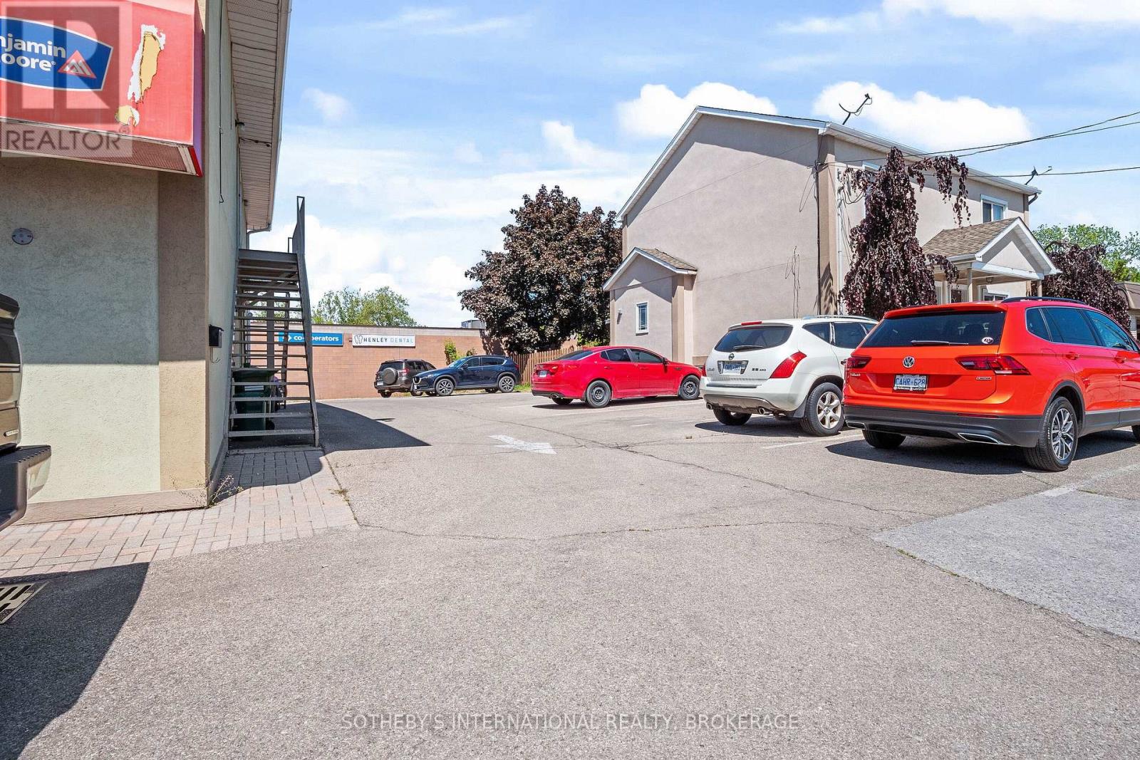 117 Lakeport Road, St. Catharines, Ontario  L2N 4R2 - Photo 5 - X13865566