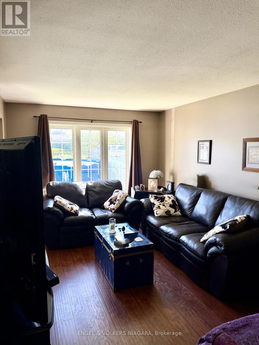 7714 Cortina Crescent, Niagara Falls, Ontario  L2H 3B4 - Photo 2 - X13865706