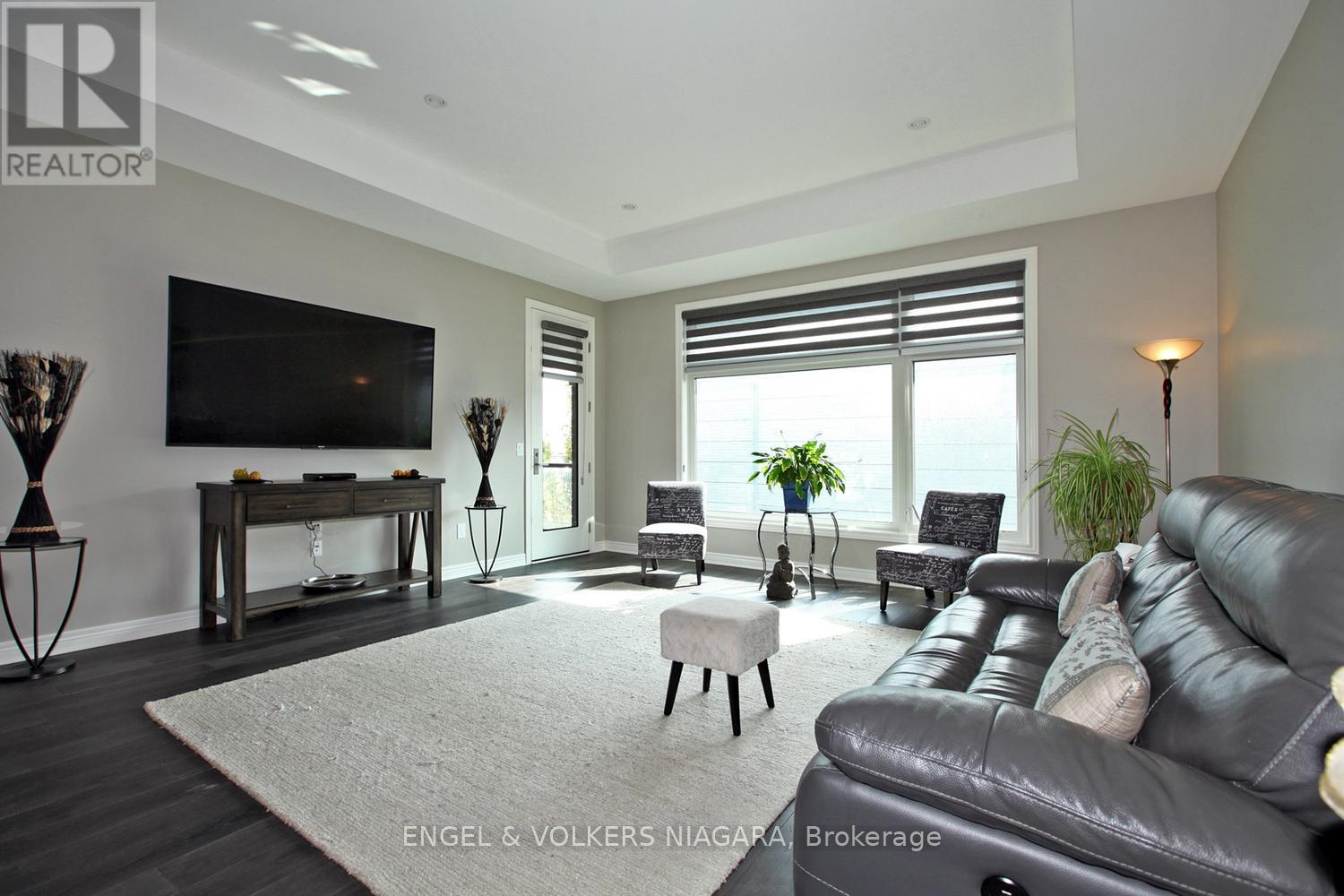 12 - 7276 Optimist Lane, Niagara Falls, Ontario  L2E 0B3 - Photo 4 - X13865710