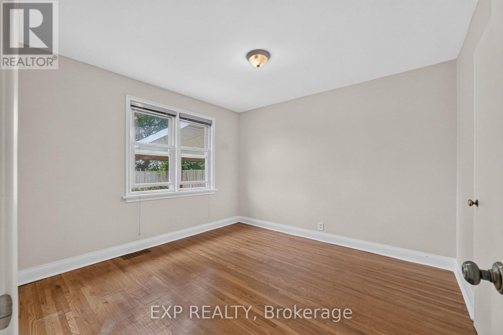 6018 Atlas Street, Niagara Falls, Ontario  L2J 1T1 - Photo 14 - X13865948