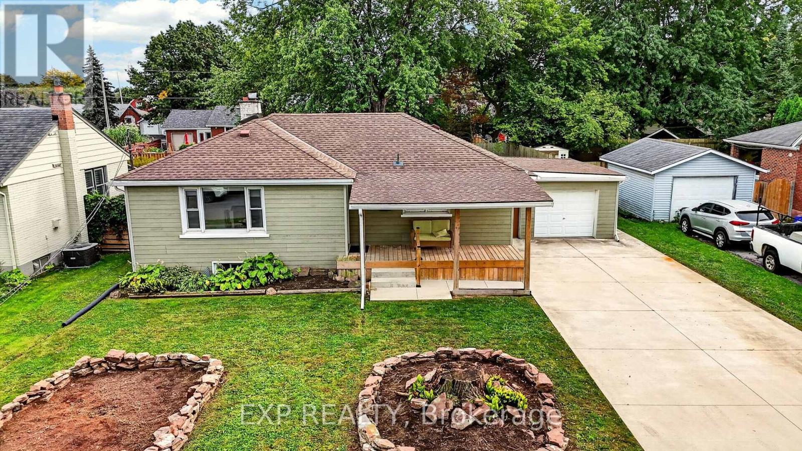 6018 Atlas Street, Niagara Falls, Ontario  L2J 1T1 - Photo 4 - X13865948