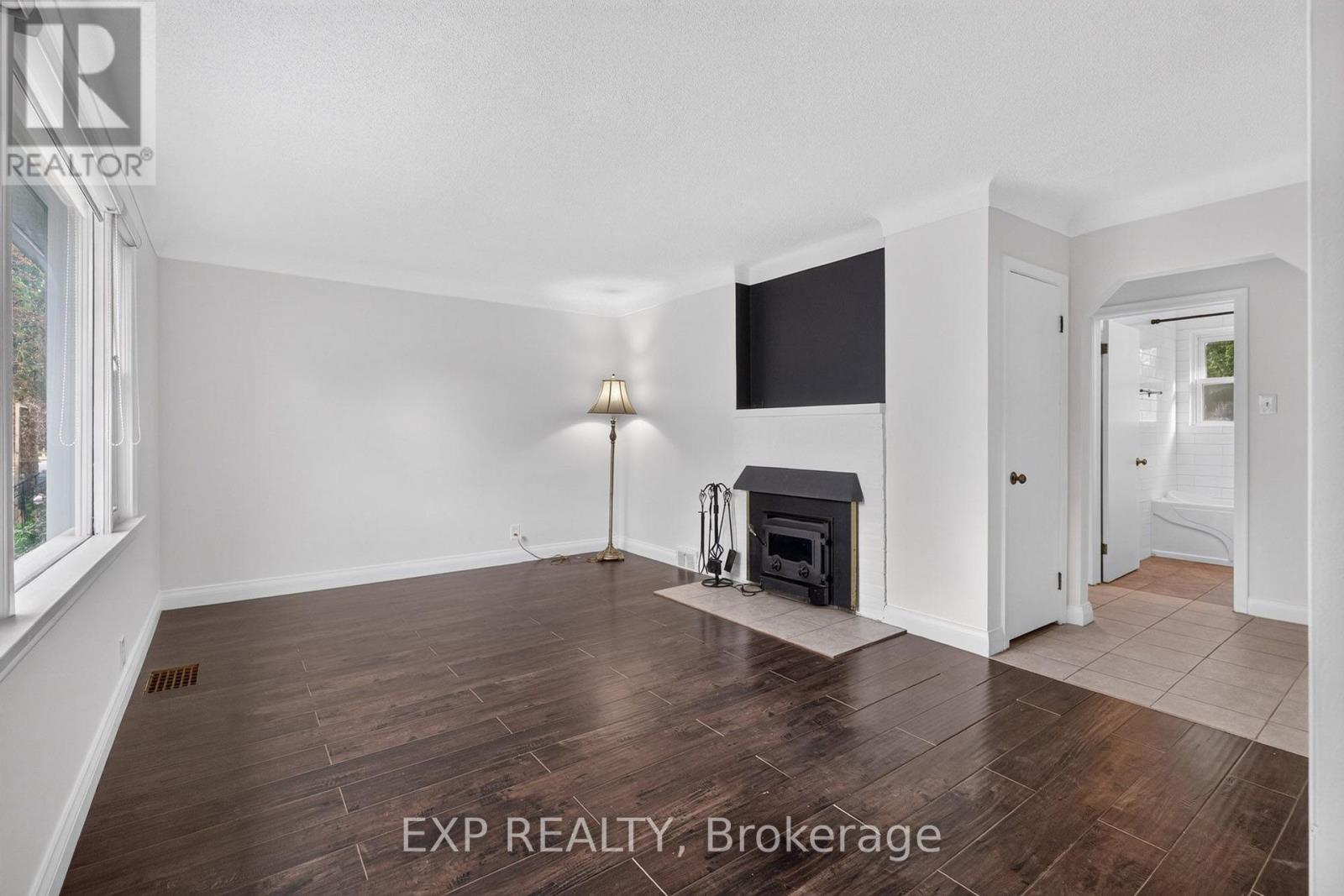 6018 Atlas Street, Niagara Falls, Ontario  L2J 1T1 - Photo 6 - X13865948
