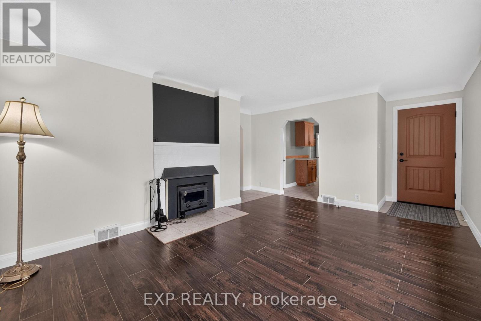 6018 Atlas Street, Niagara Falls, Ontario  L2J 1T1 - Photo 7 - X13865948
