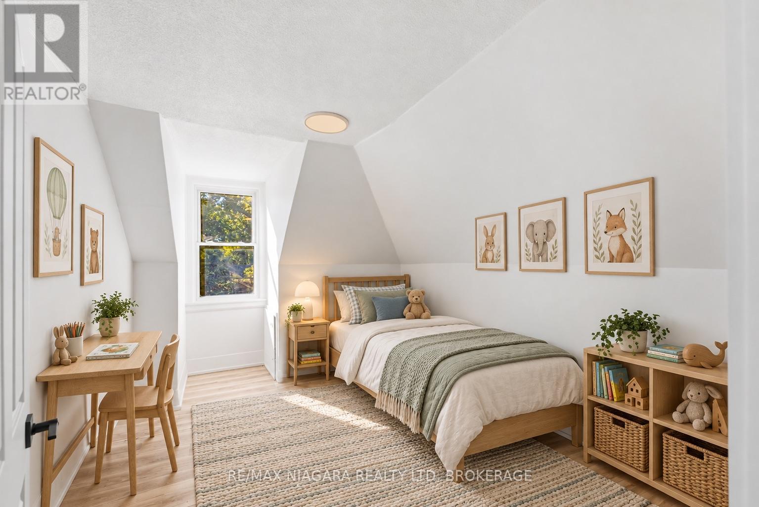 Upper - 34 Haig Street, St. Catharines, Ontario  L2R 6K8 - Photo 8 - X13866120