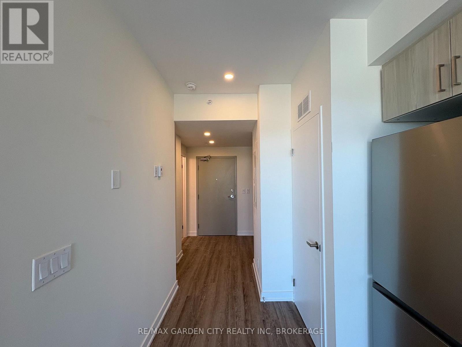 326 - 350 Prince Charles Drive, Welland, Ontario  L3C 7B3 - Photo 3 - X13866746