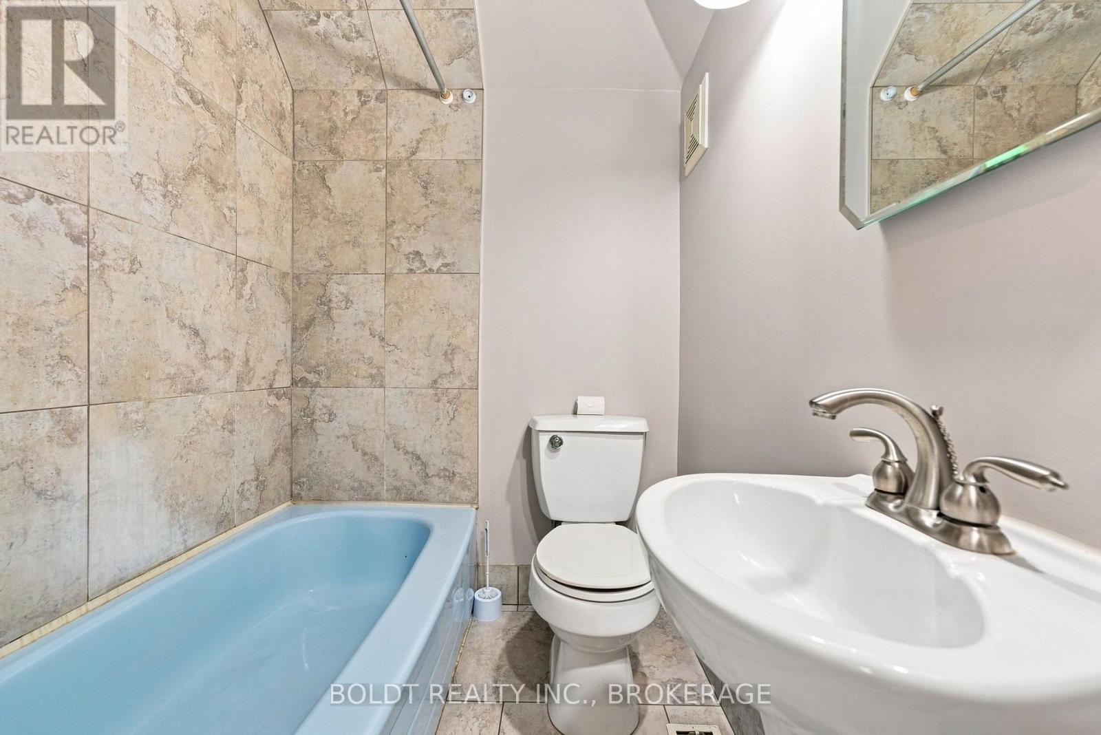 38 Mars Avenue, Hamilton, Ontario  L8L 3V8 - Photo 15 - X13866920