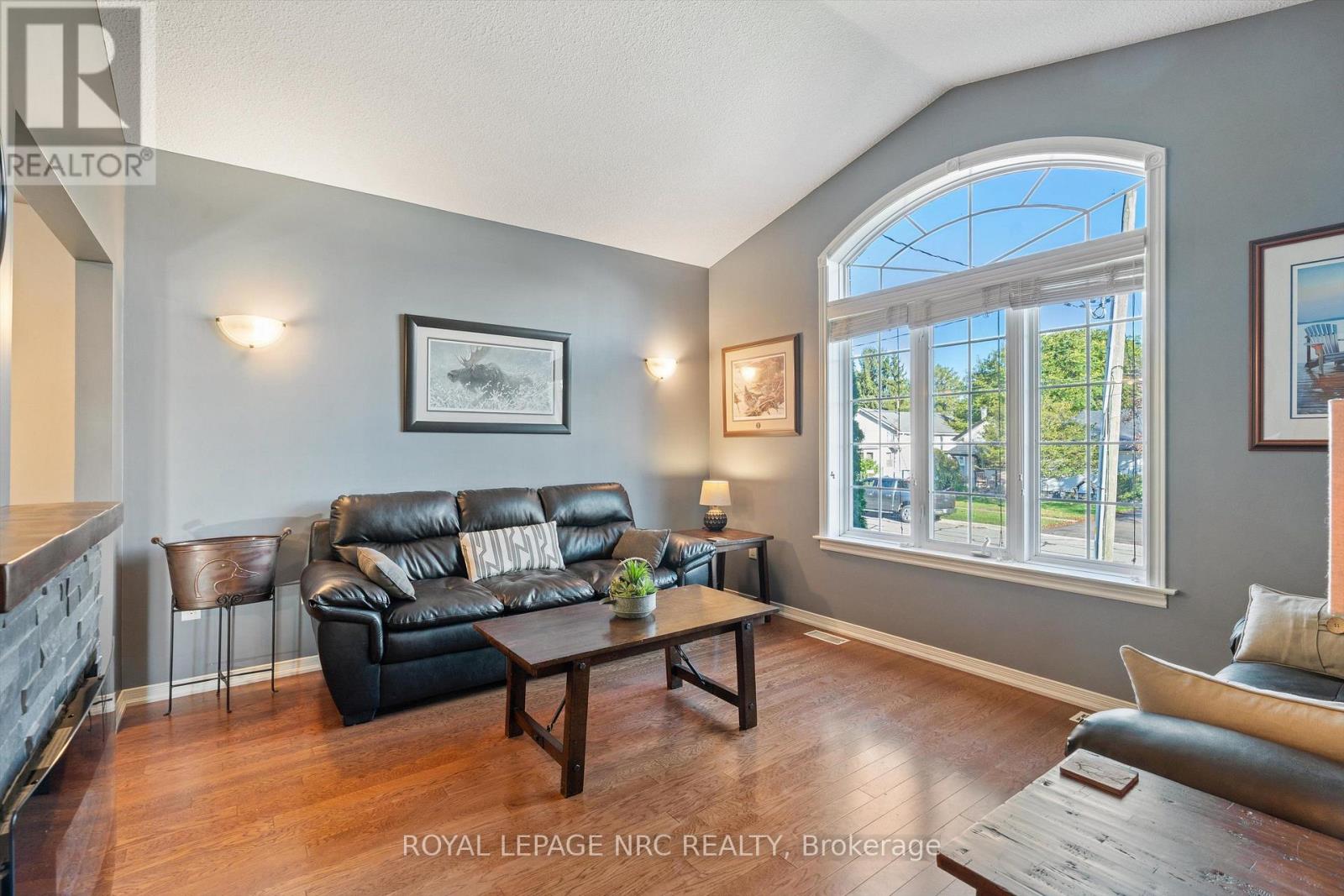 32 Lavinia Street, Fort Erie, Ontario  L2A 2C7 - Photo 6 - X13866966