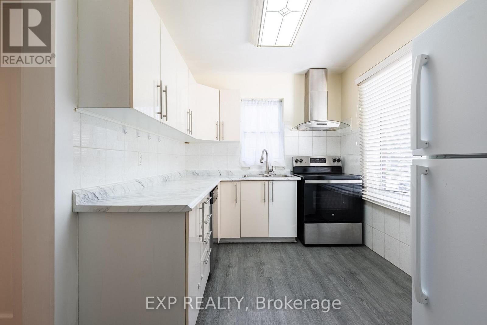 4613 Ryerson Crescent, Niagara Falls, Ontario  L2E 1E4 - Photo 6 - X13867102