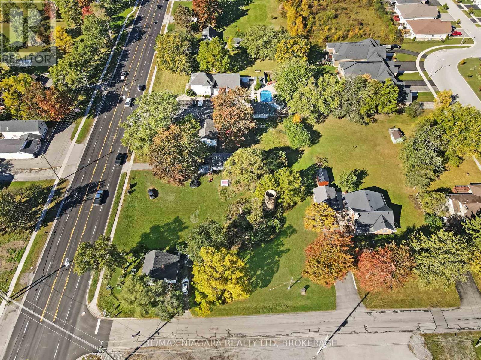 1028 Garrison Road, Fort Erie, Ontario  L2A 1N9 - Photo 4 - X13867160
