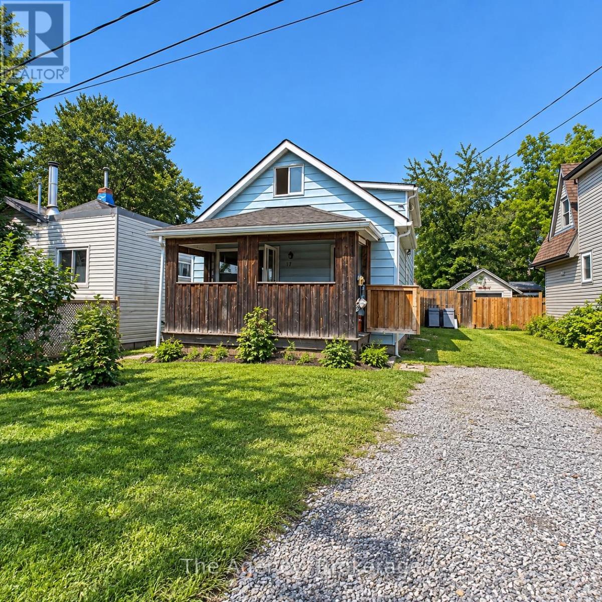 17 PATRICIA AVENUE, Welland, Ontario