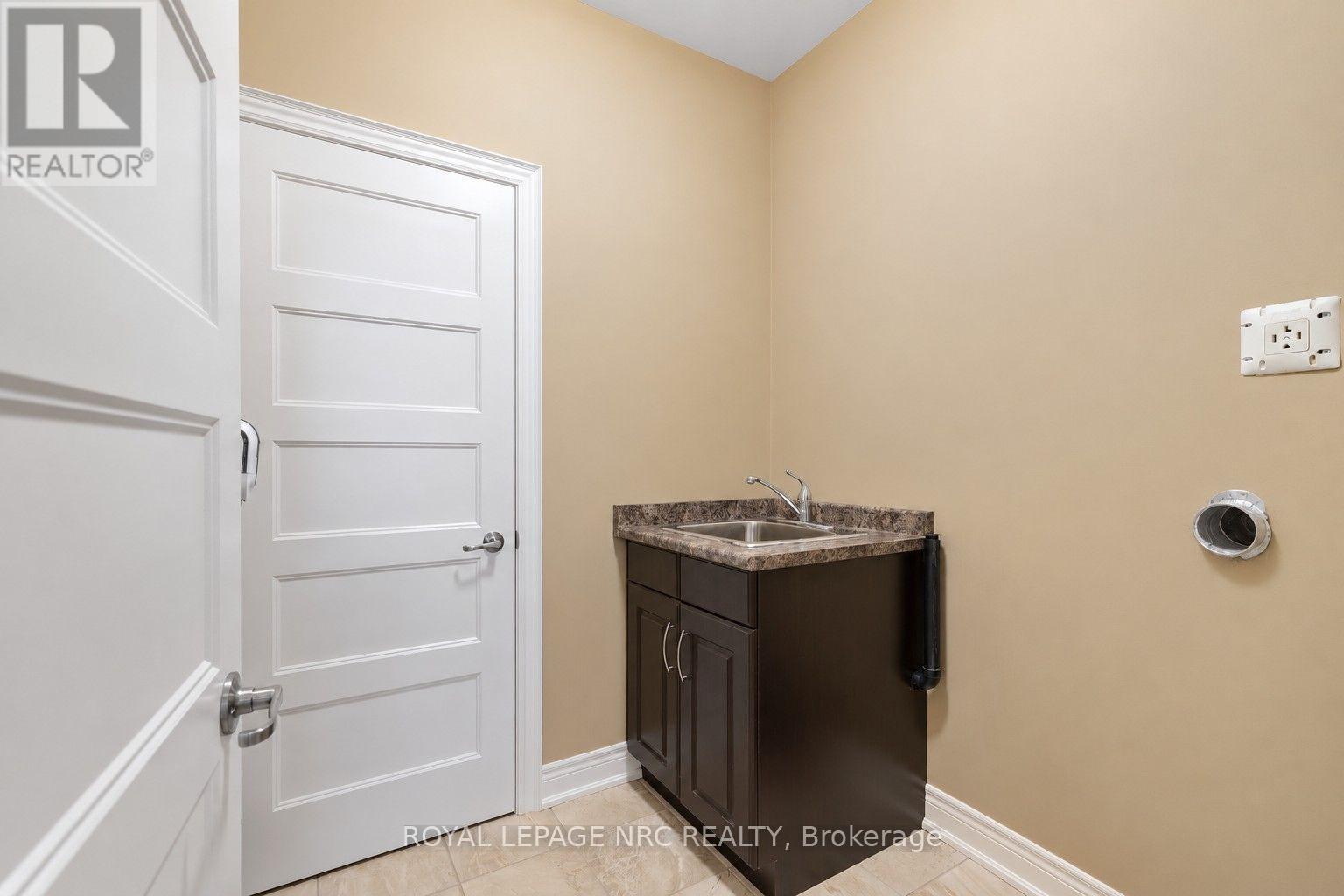 295 Creekside Drive, Welland, Ontario  L3C 0B6 - Photo 19 - X13867646