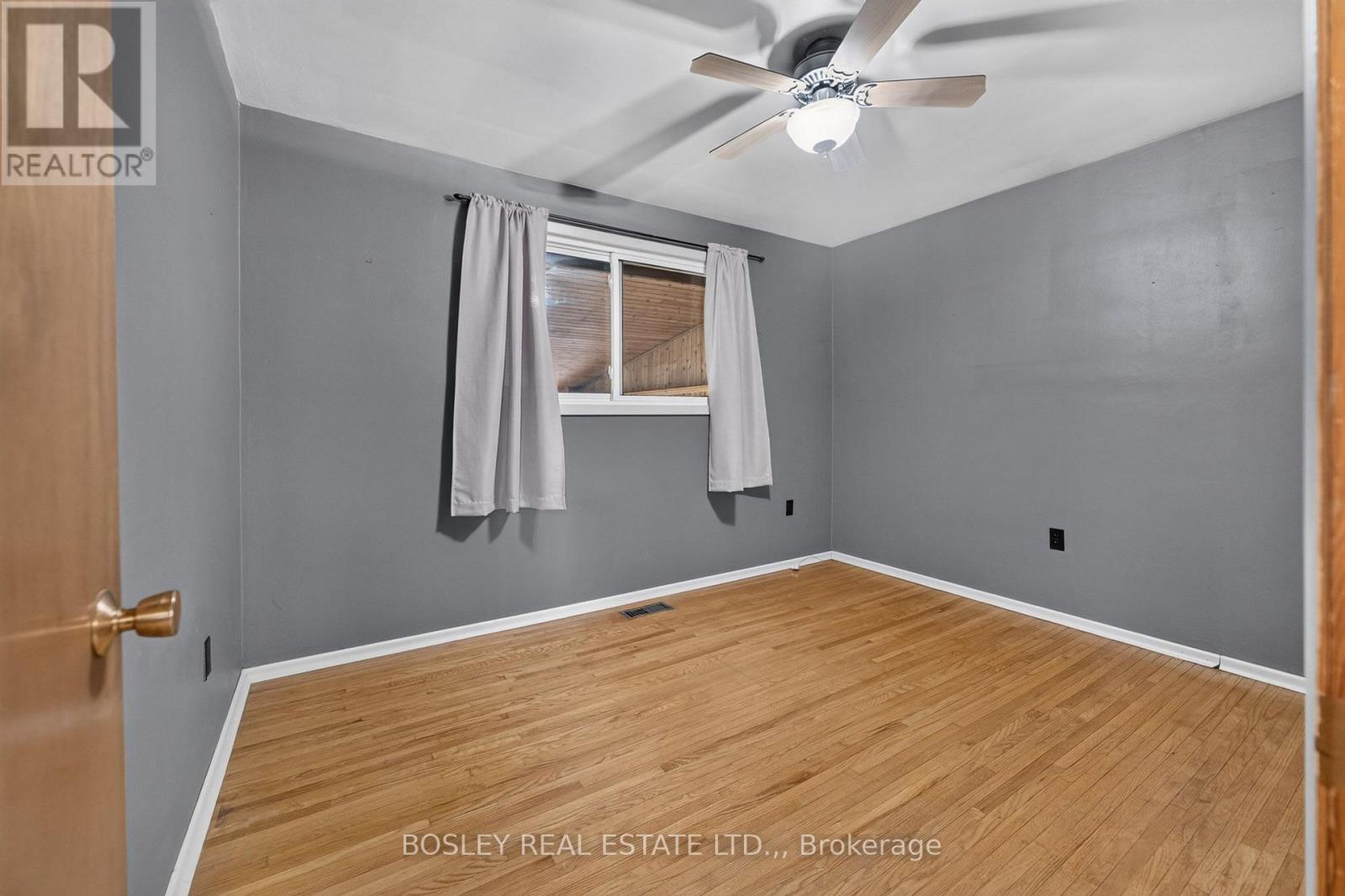 4452 Dorchester Road, Niagara Falls, Ontario  L2E 6N4 - Photo 12 - X13867914